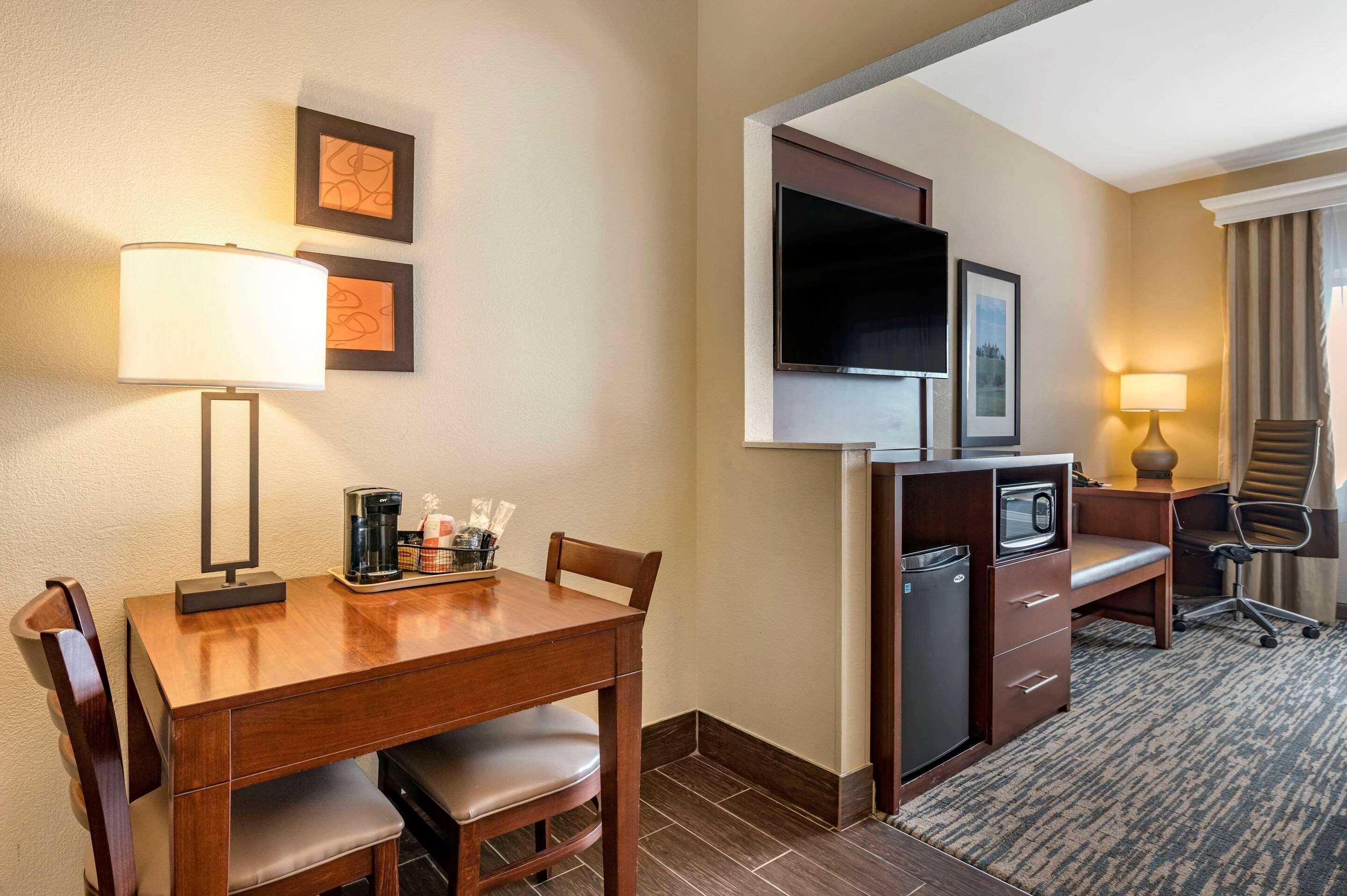 Comfort Suites Keeneland Lexington Dış mekan fotoğraf