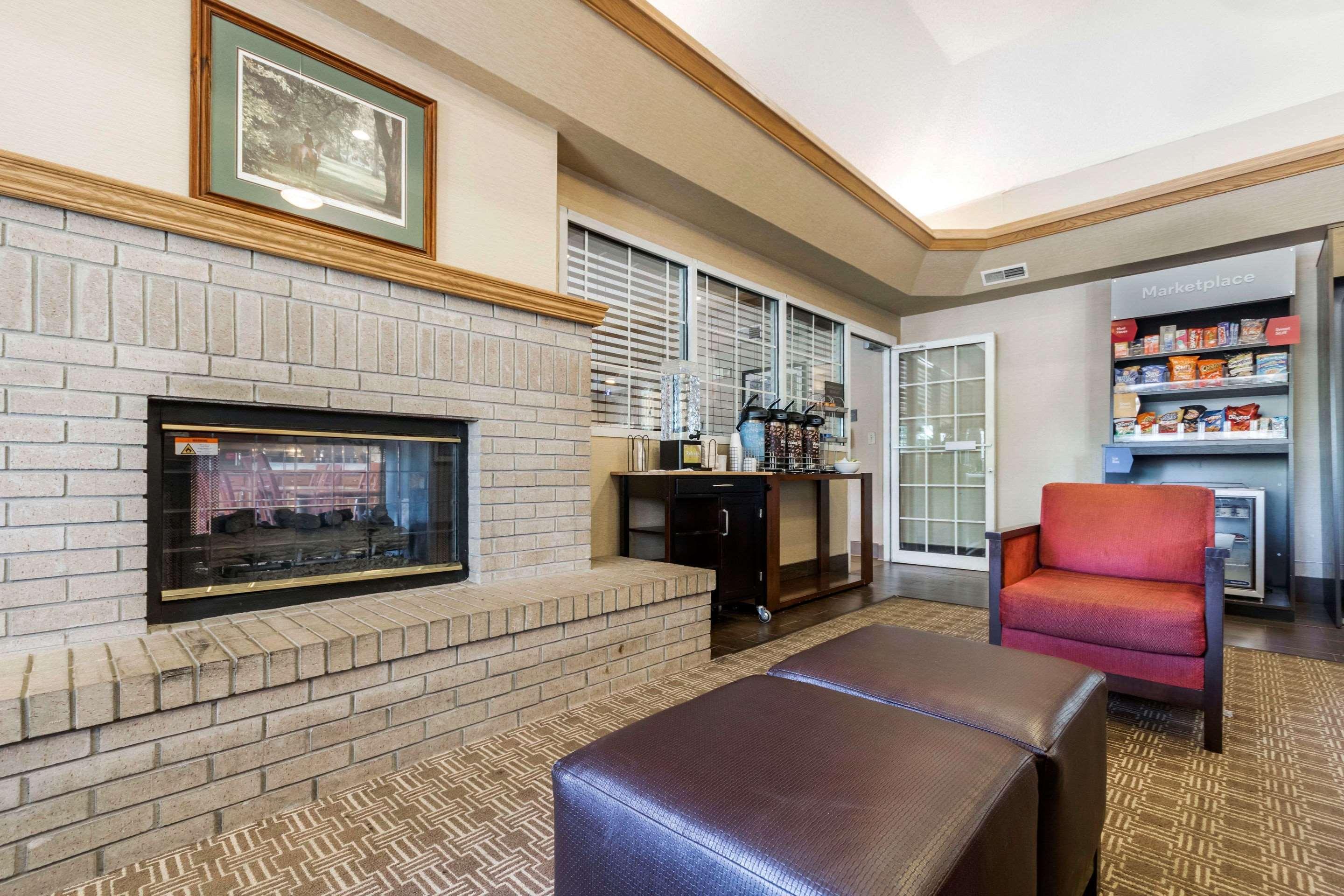 Comfort Suites Keeneland Lexington Dış mekan fotoğraf