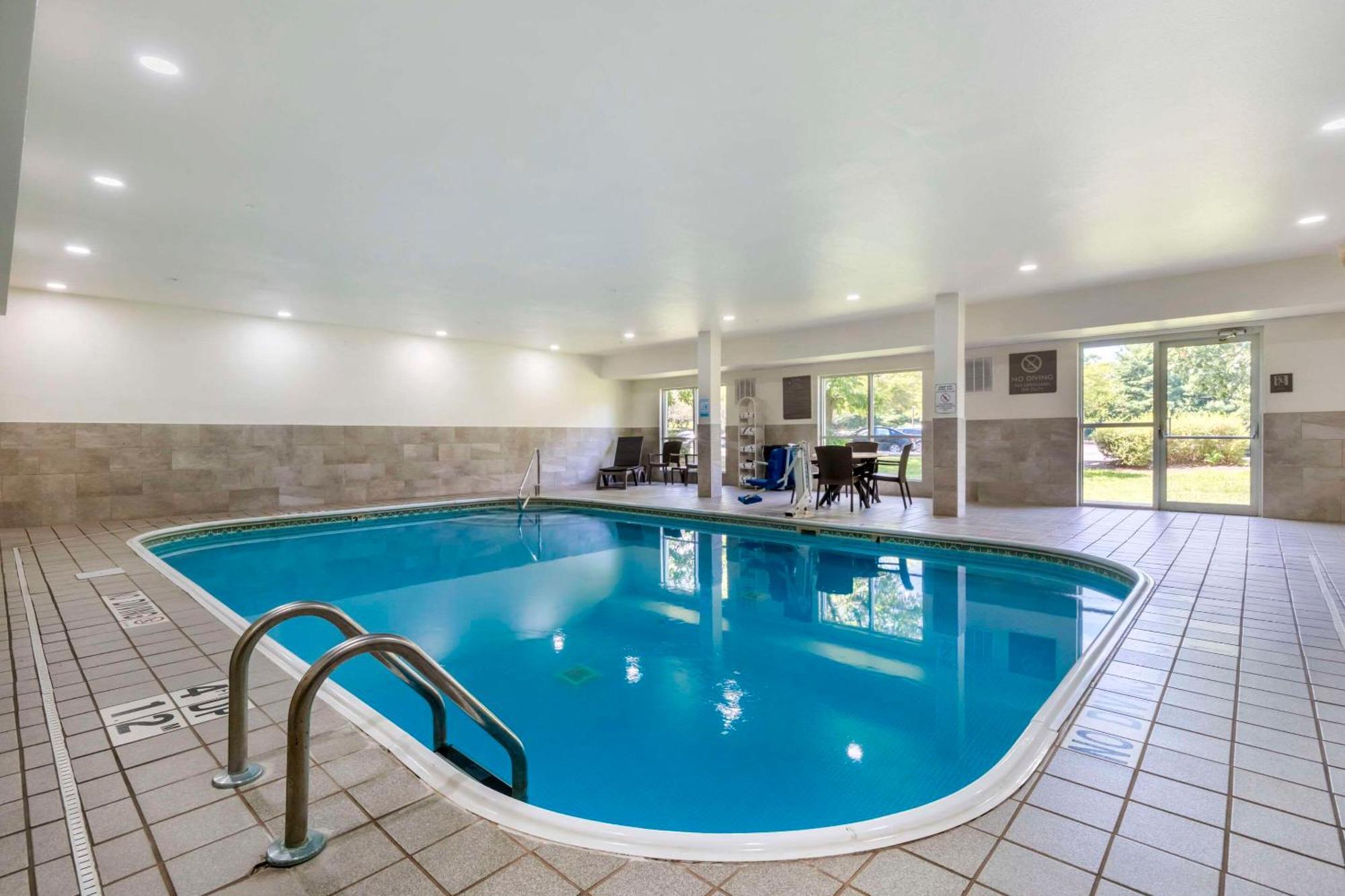 Comfort Suites Keeneland Lexington Dış mekan fotoğraf