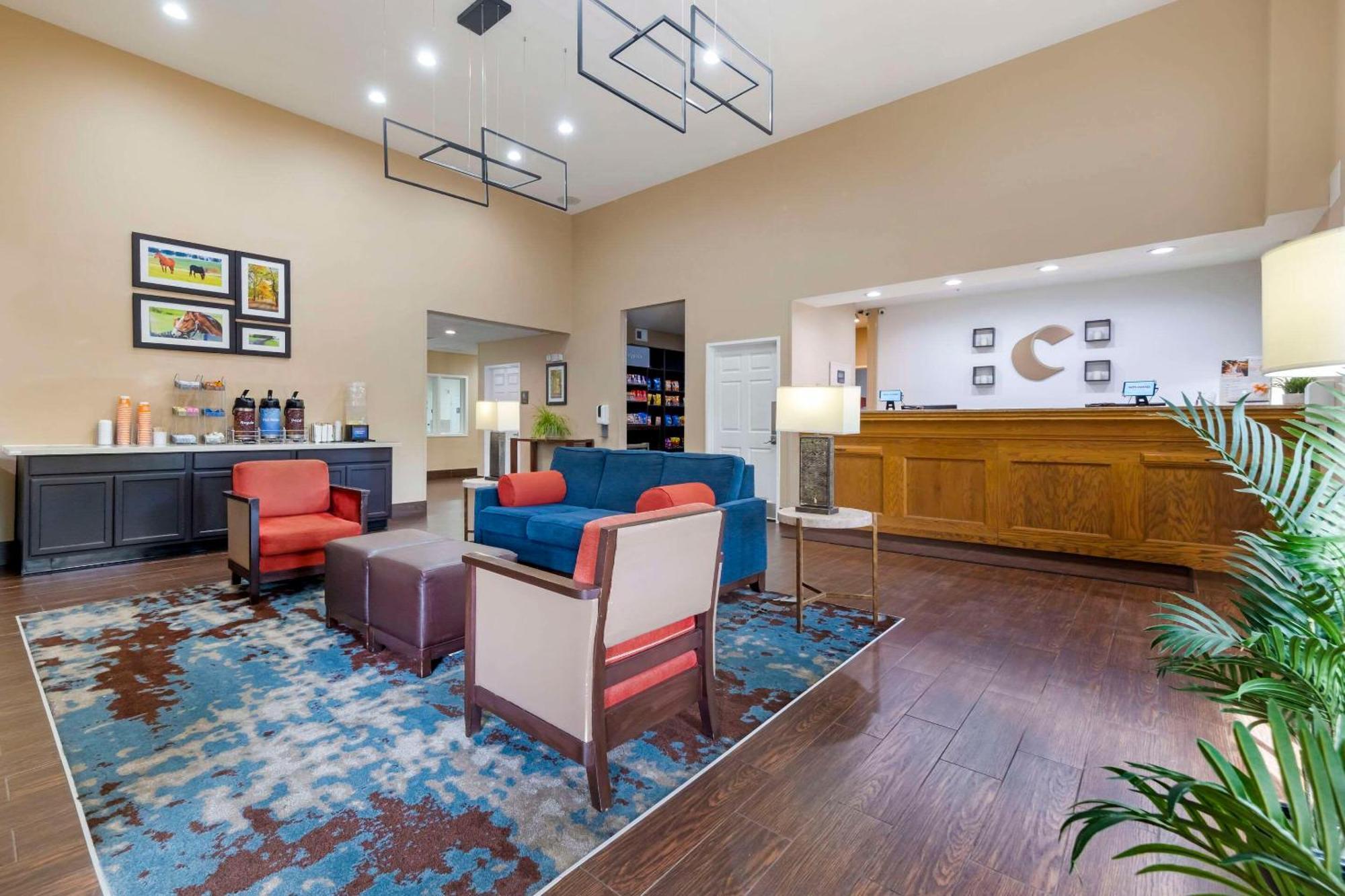 Comfort Suites Keeneland Lexington Dış mekan fotoğraf