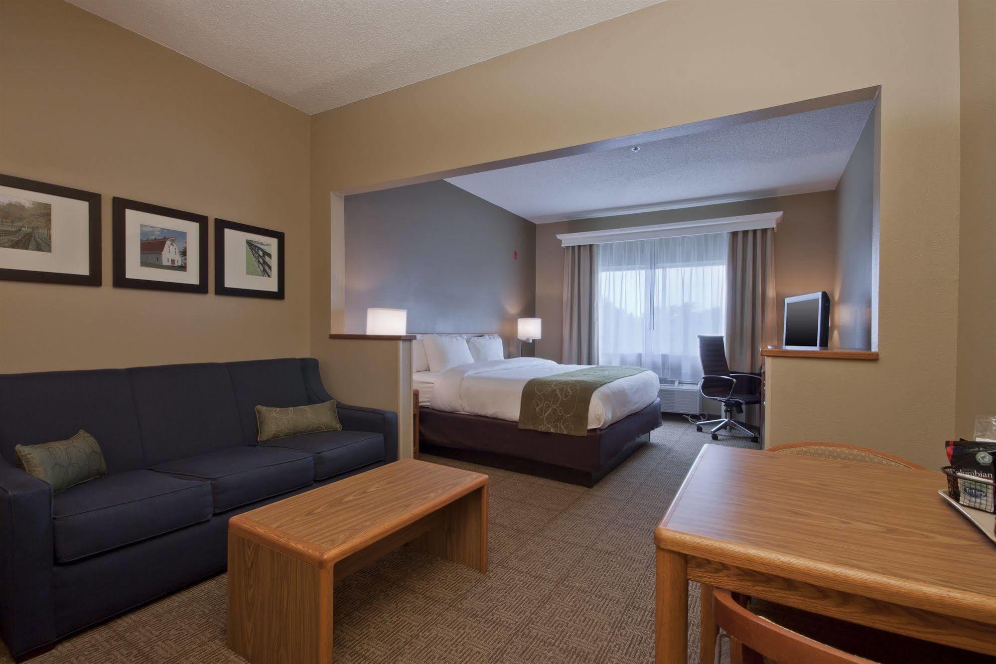Comfort Suites Keeneland Lexington Dış mekan fotoğraf
